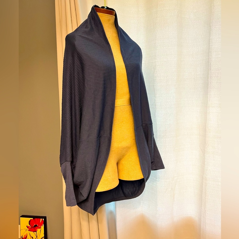 Vervet solid knit dolman blue cardigan size S